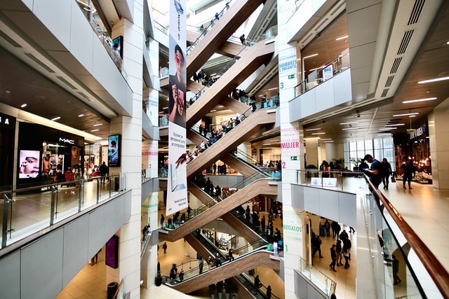 Indoor navigation helps you find your way in malls like this